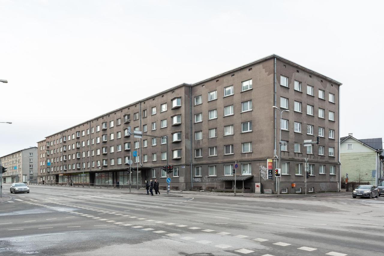 3 Room Central Apartmend 90M2 Parking For One Car Fifth Floor And The Building Does Not Have An Elevator Tallinn Ngoại thất bức ảnh