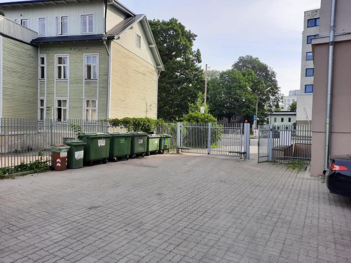 3 Room Central Apartmend 90M2 Parking For One Car Fifth Floor And The Building Does Not Have An Elevator Tallinn Ngoại thất bức ảnh